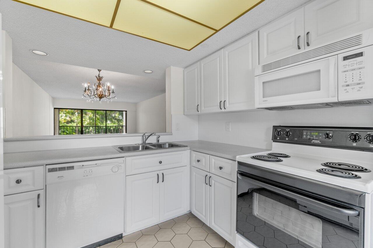 6662 Boca Del Mar Drive Unit: 215