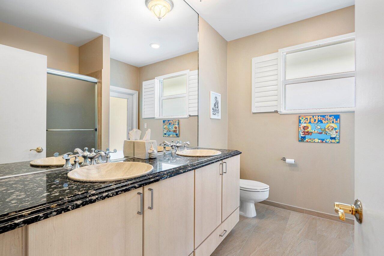 2850 NW 26th Avenue