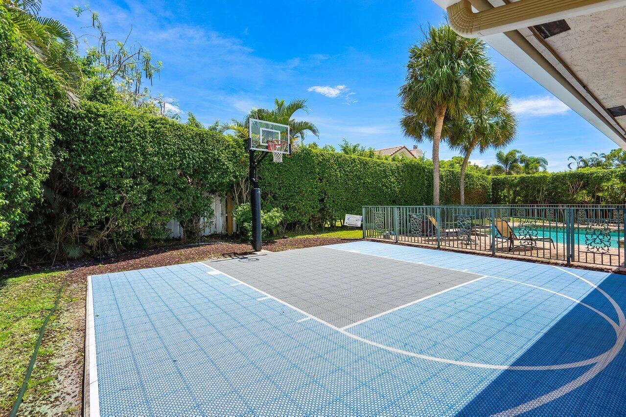 2850 NW 26th Avenue