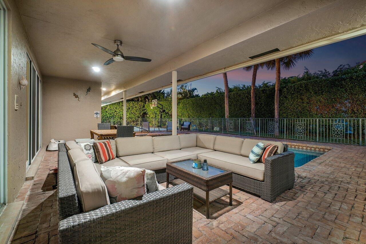 2850 NW 26th Avenue