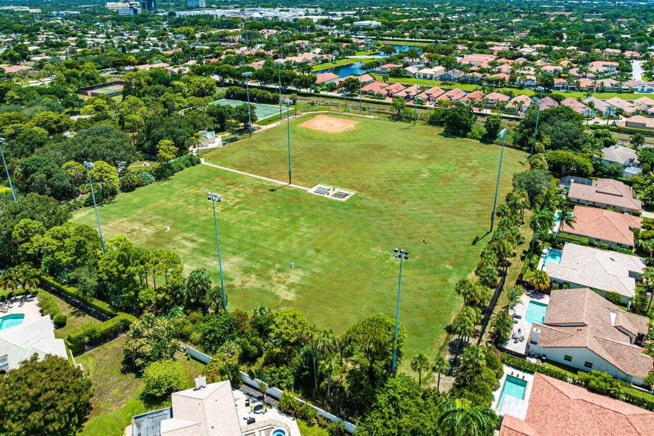 2850 NW 26th Avenue