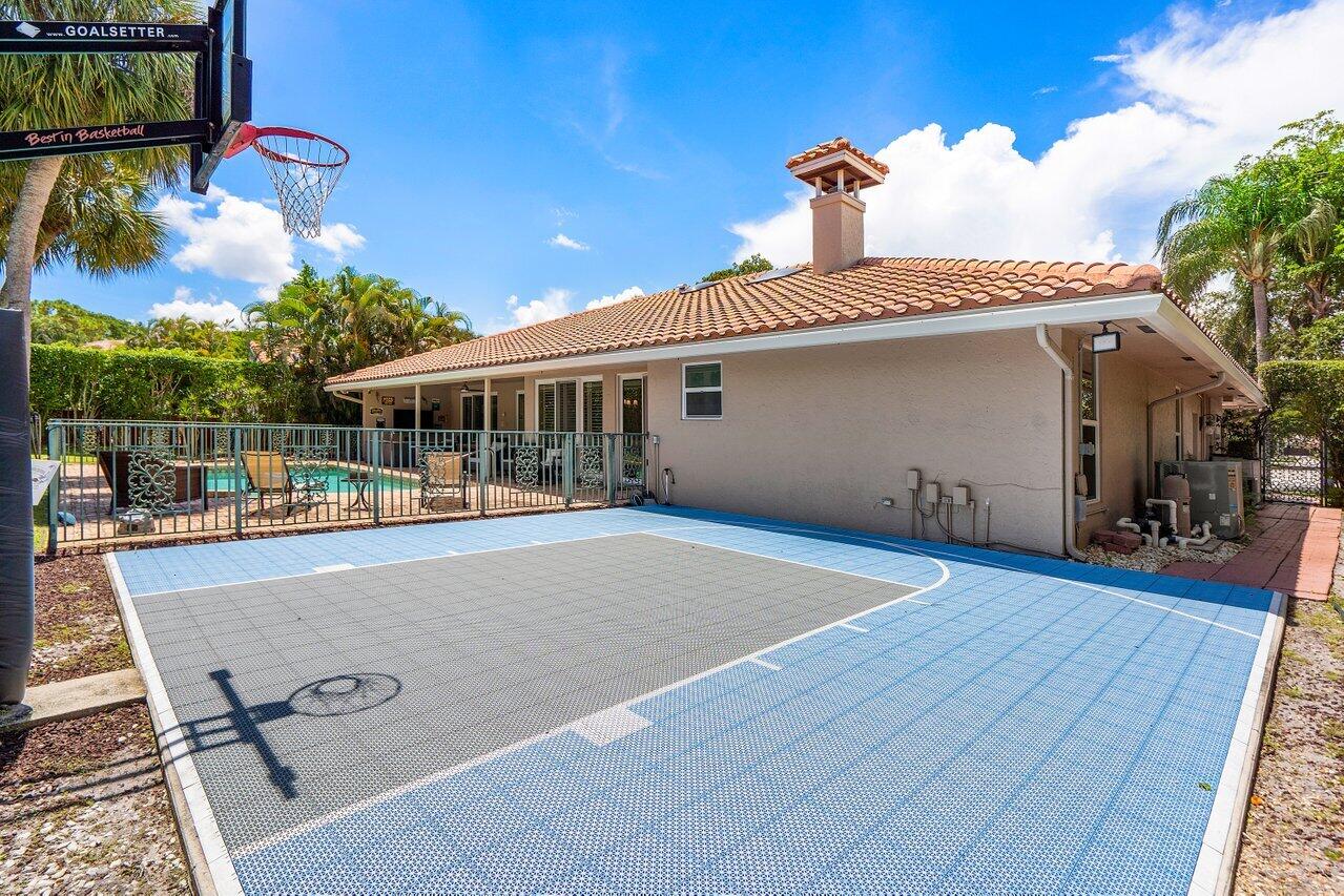 2850 NW 26th Avenue