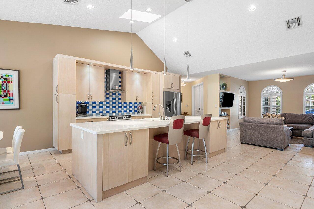 2850 NW 26th Avenue