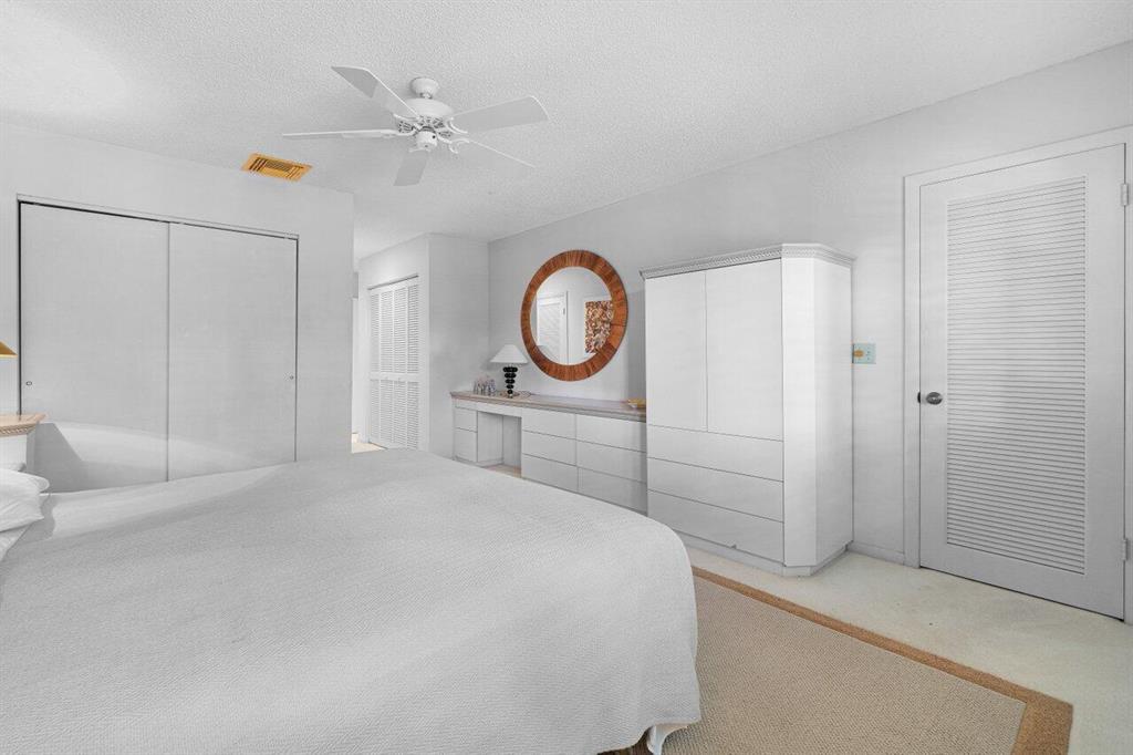 34 Westgate Lane Unit: 34b