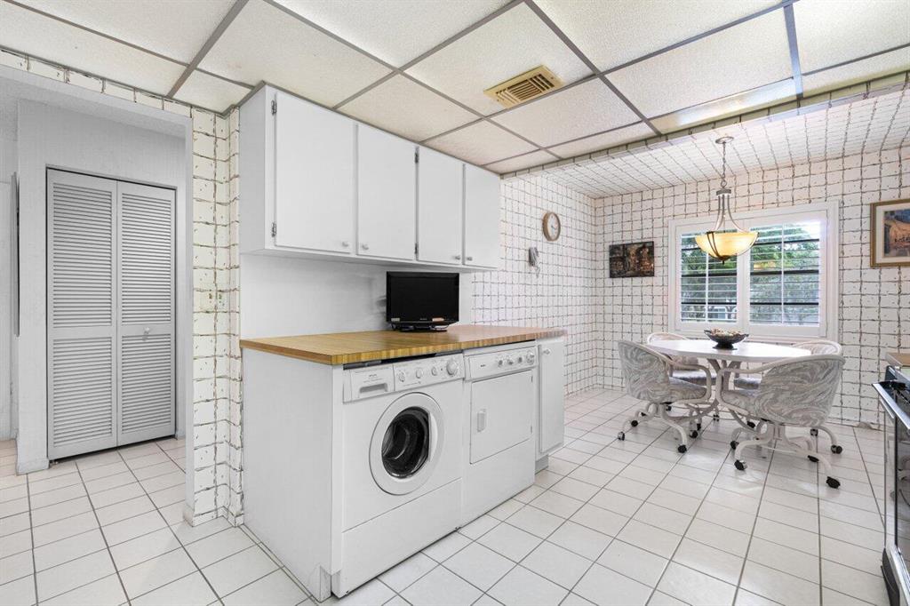 34 Westgate Lane Unit: 34b