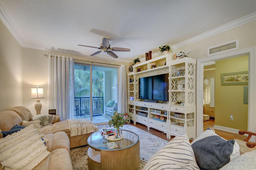 4314 Renaissance Way Unit: 314