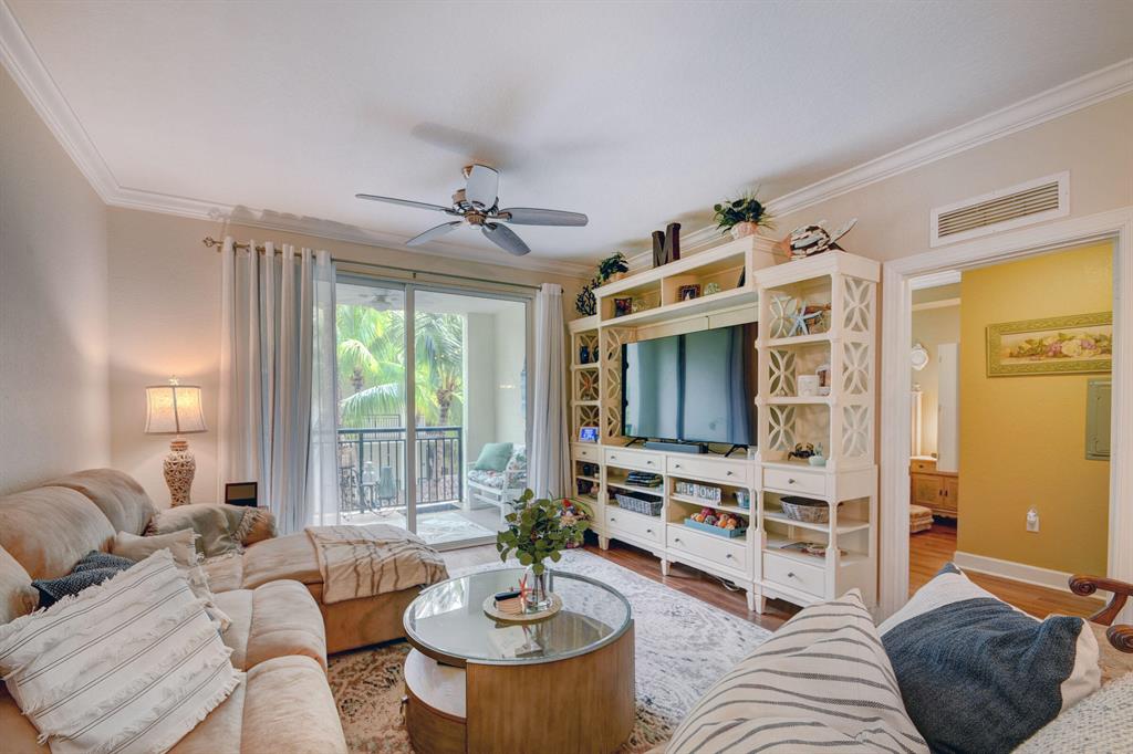 4314 Renaissance Way Unit: 314