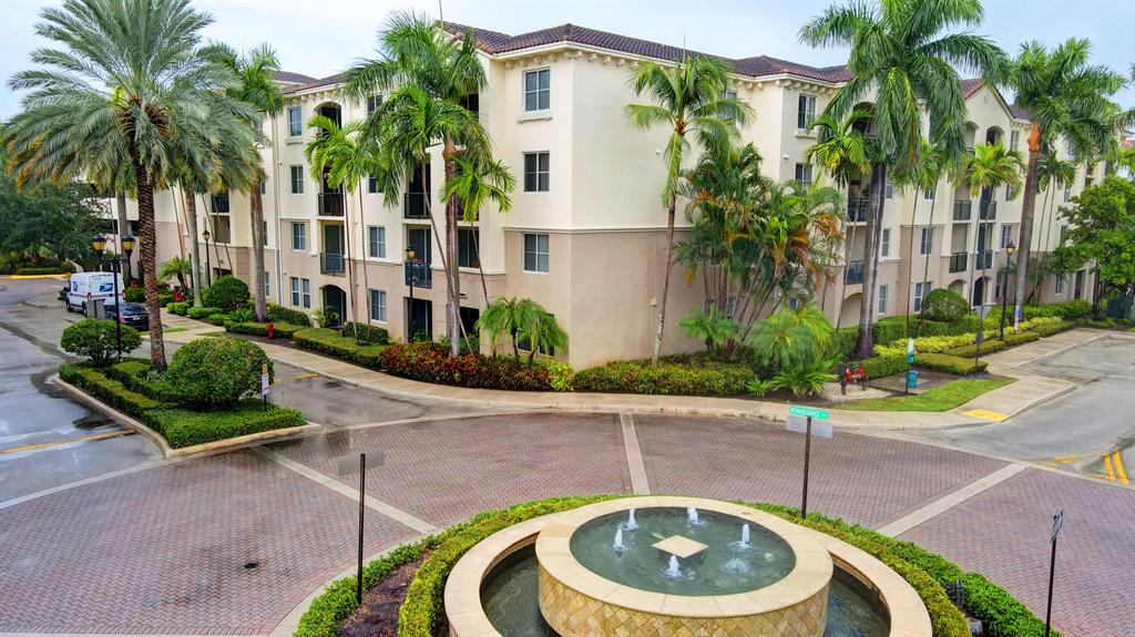 4314 Renaissance Way Unit: 314