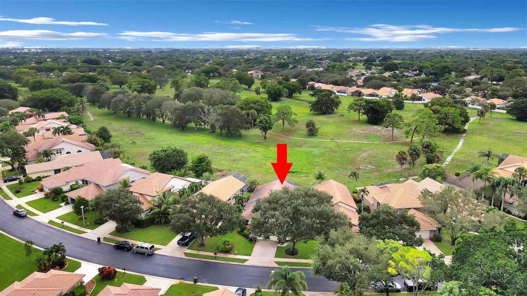 285 Sherwood Forest Drive