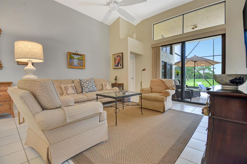 285 Sherwood Forest Drive
