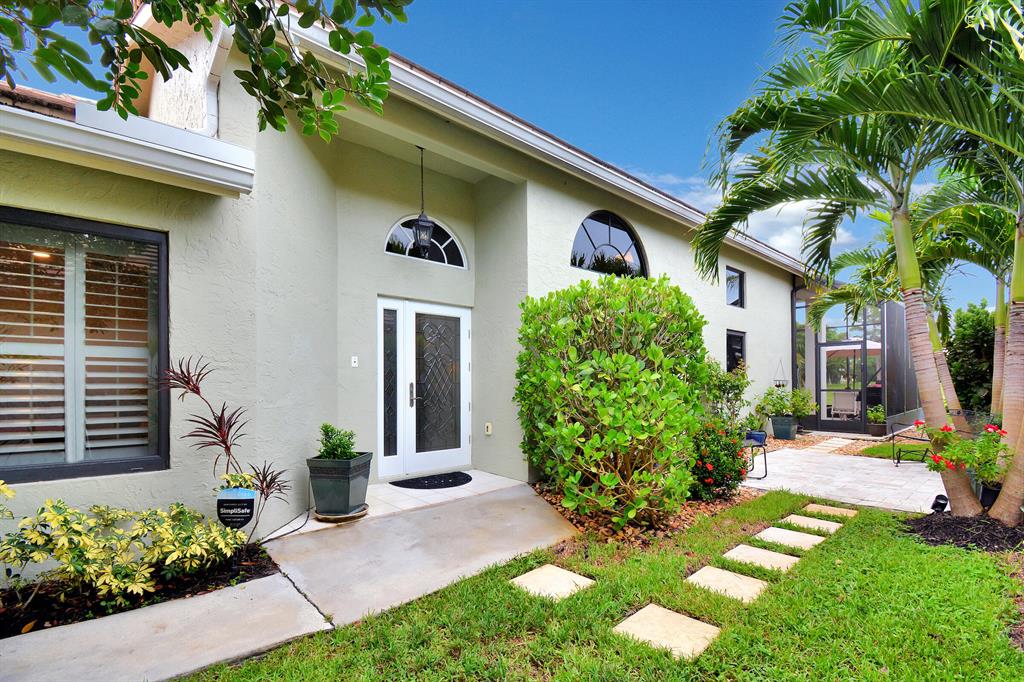 285 Sherwood Forest Drive