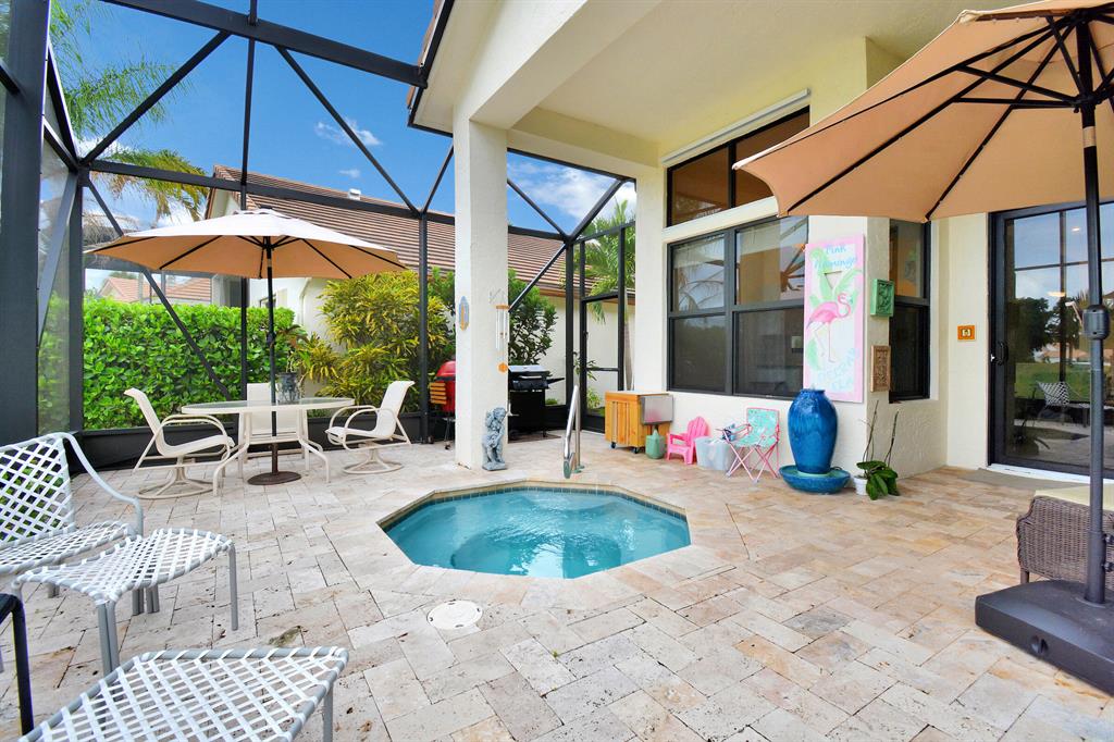285 Sherwood Forest Drive