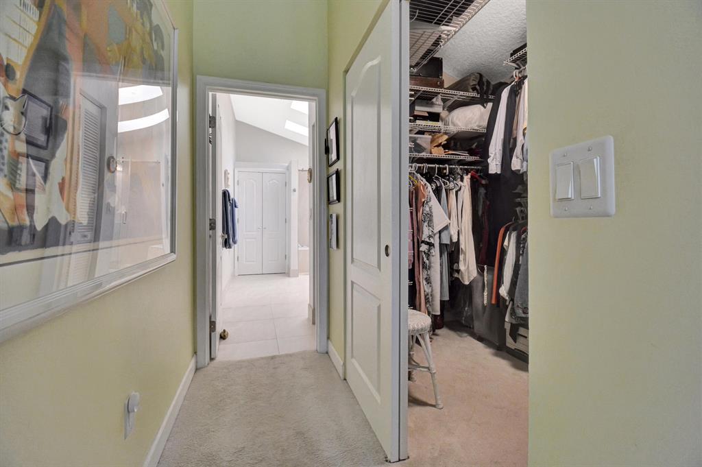285 Sherwood Forest Drive