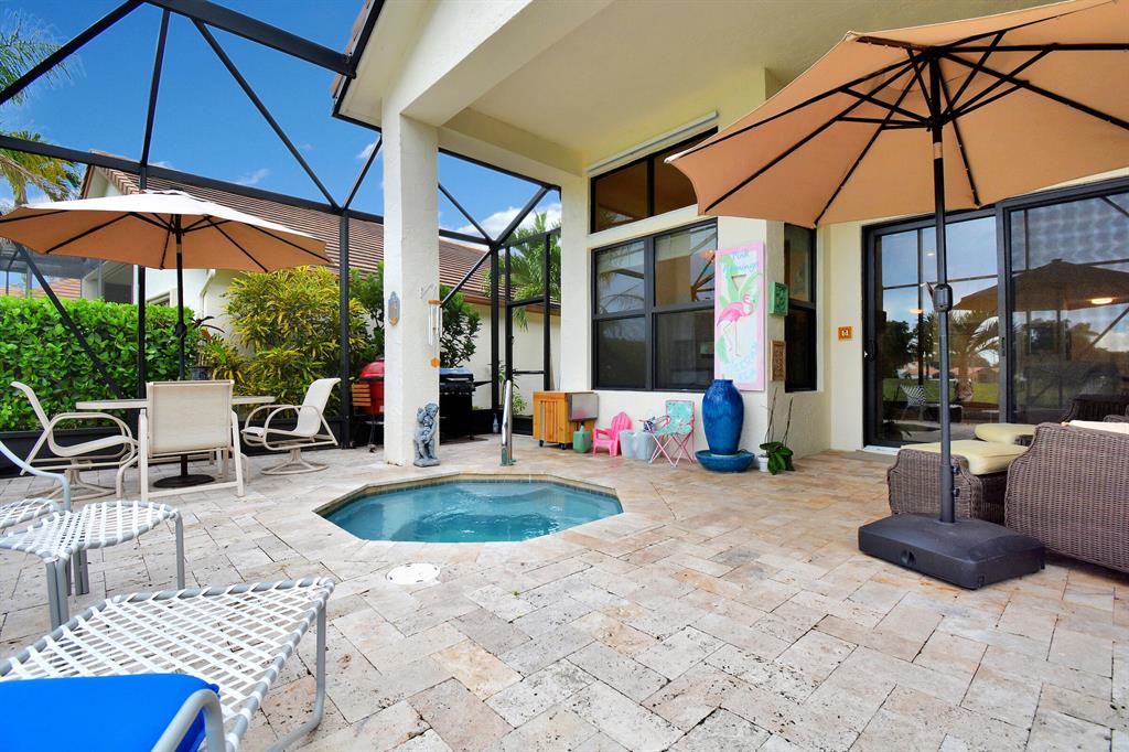 285 Sherwood Forest Drive