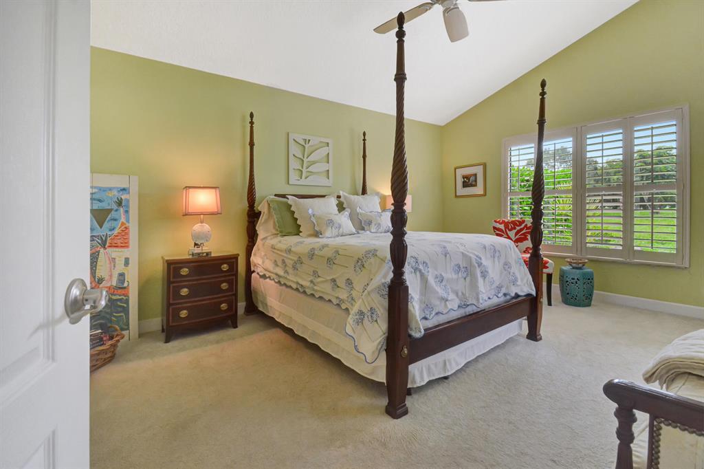 285 Sherwood Forest Drive