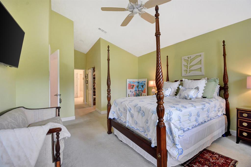 285 Sherwood Forest Drive