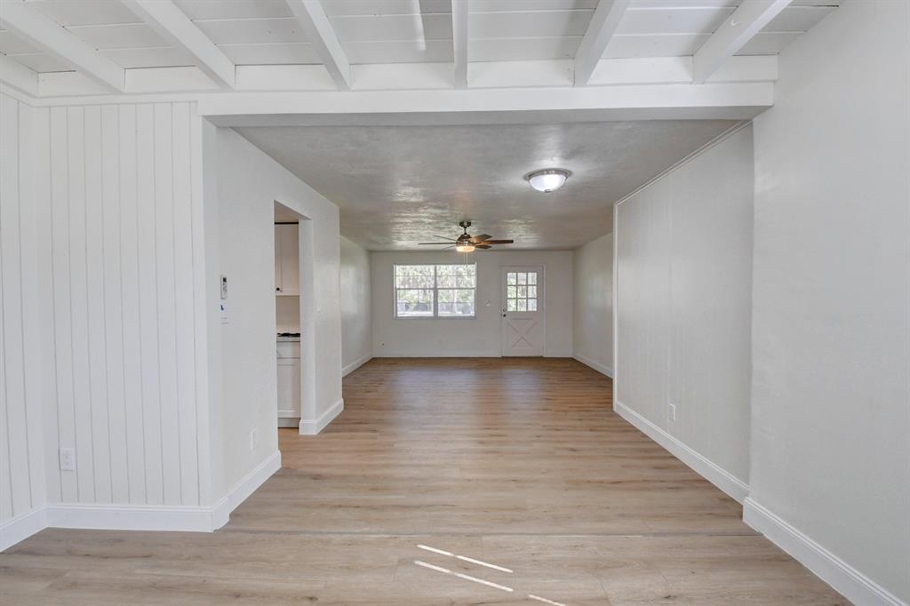 5844 Western Way