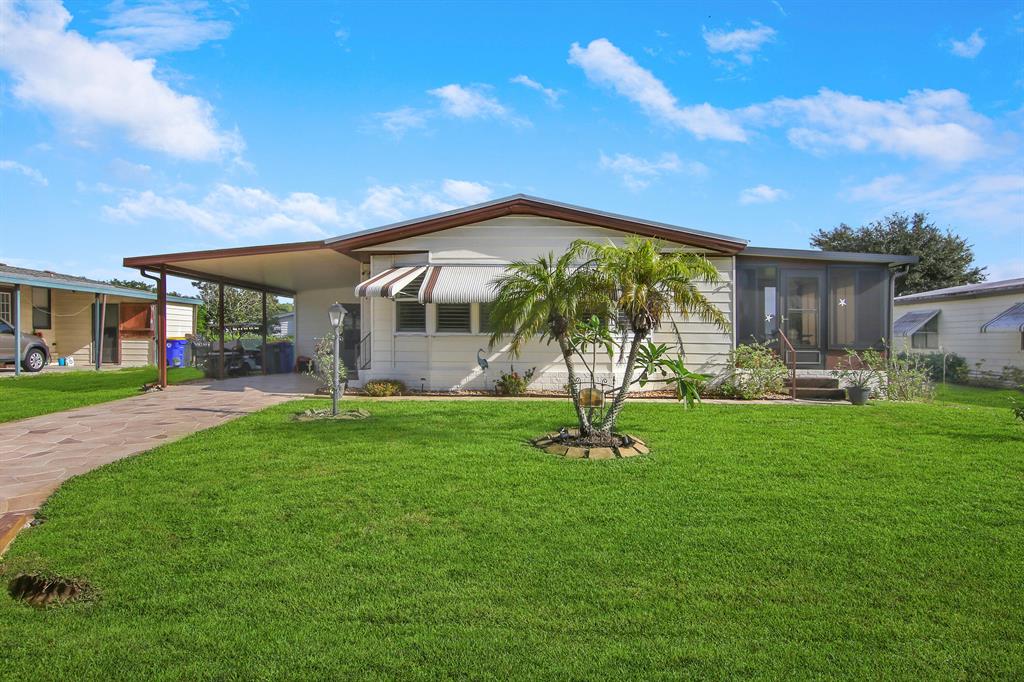 2785 SW Monarch Trail