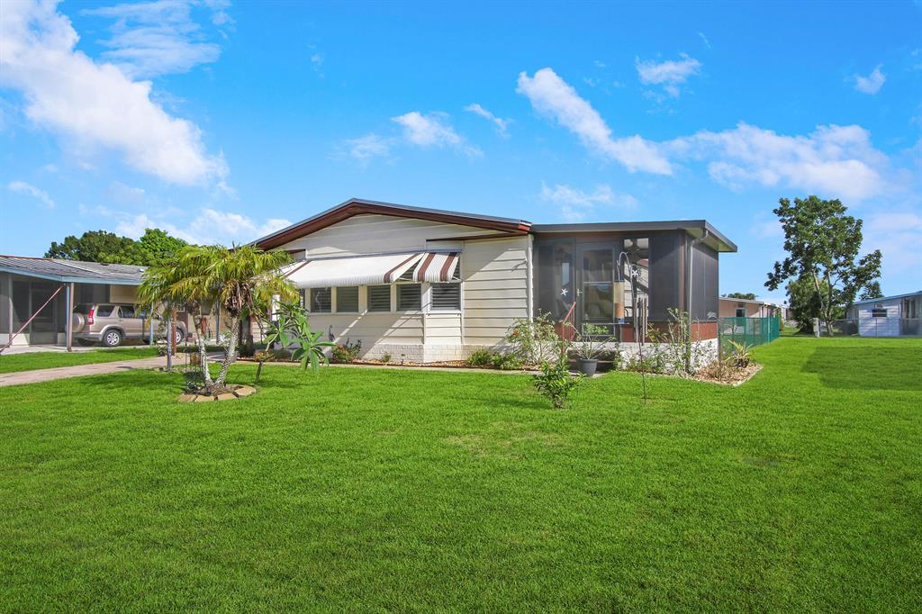 2785 SW Monarch Trail