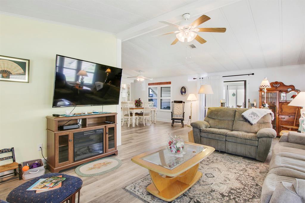 2785 SW Monarch Trail