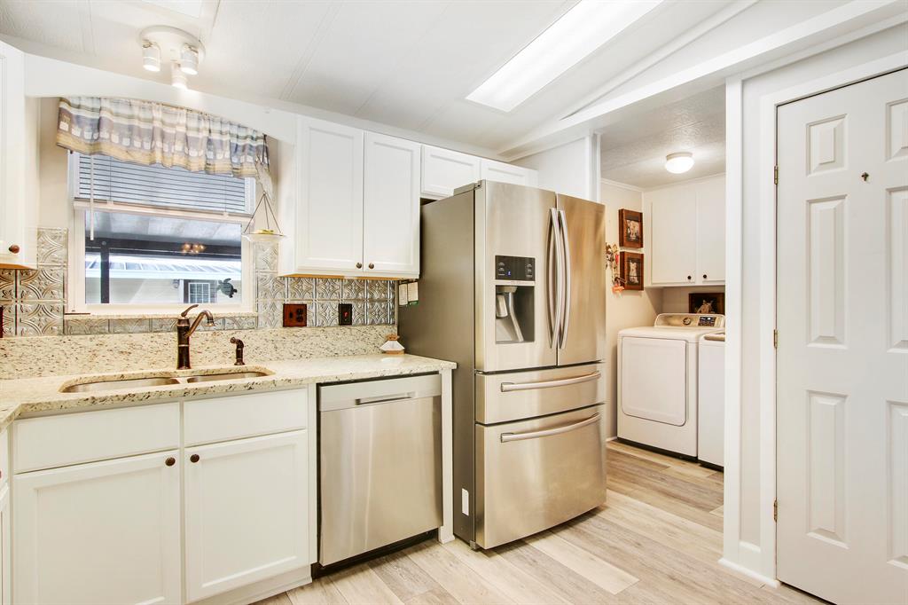2785 SW Monarch Trail