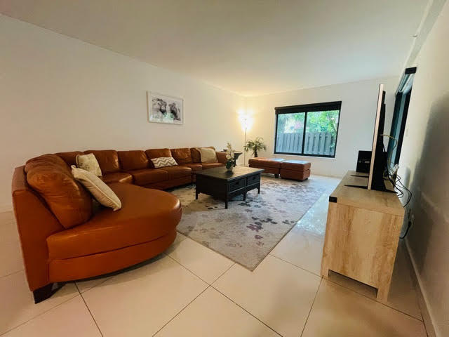 1665 Cabot Lane Unit: A3