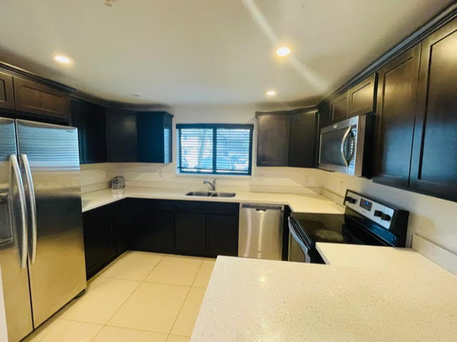 1665 Cabot Lane Unit: A3
