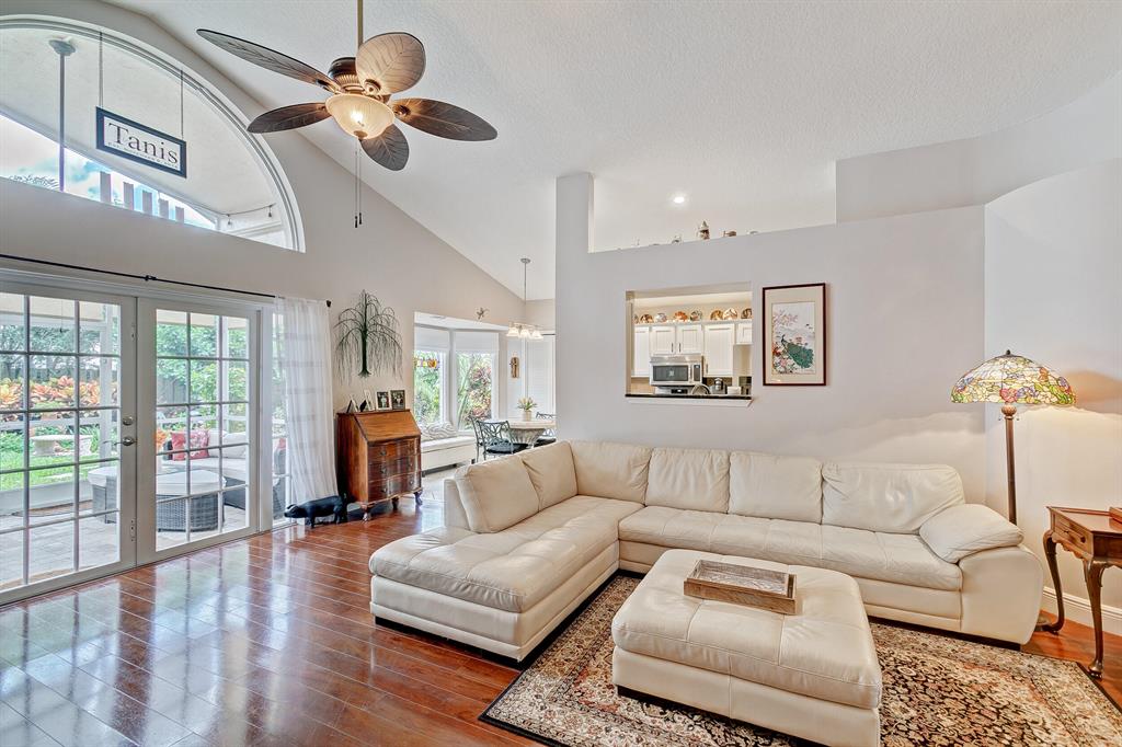 140 Egret Drive