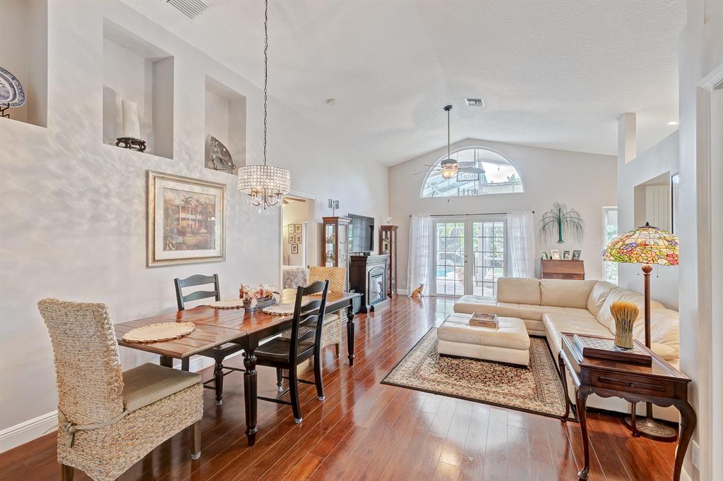 140 Egret Drive