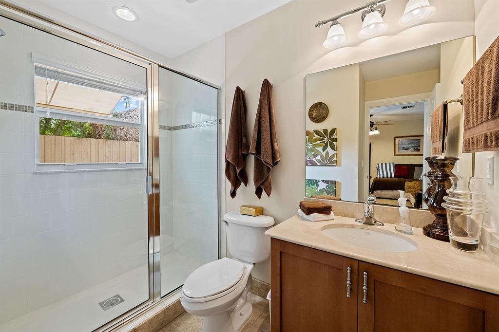 730 SE 12th Court Unit: 6