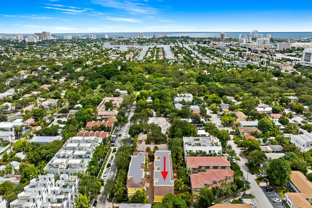 730 SE 12th Court Unit: 6
