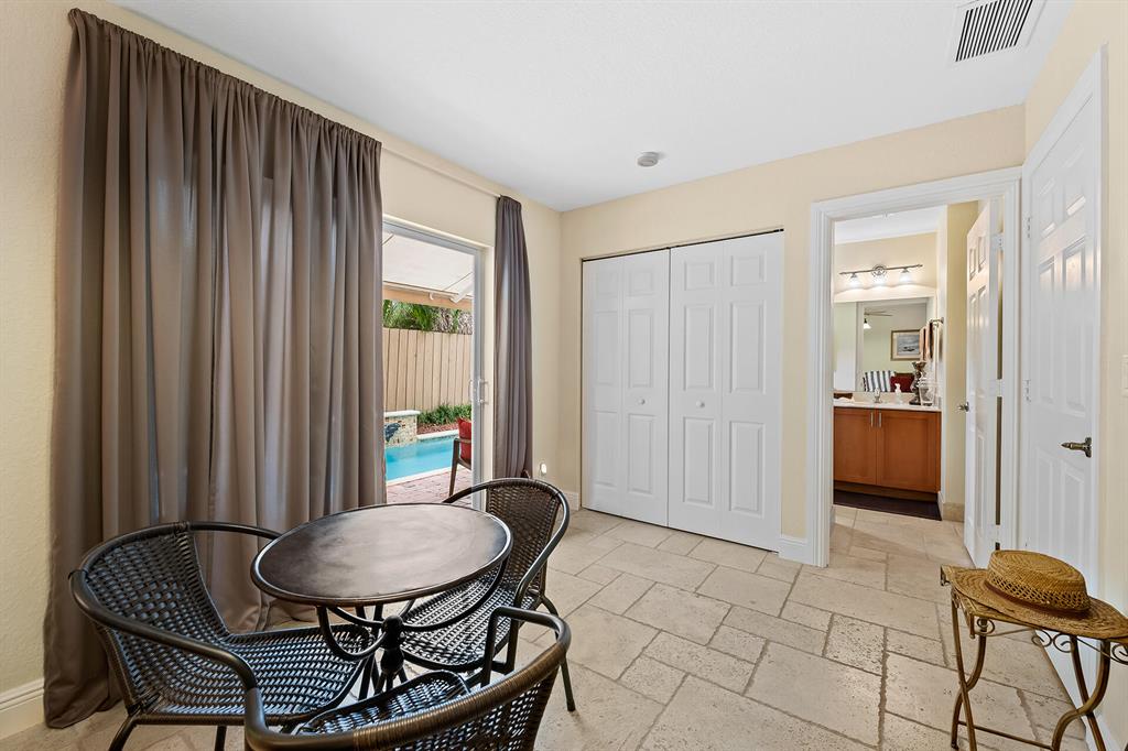 730 SE 12th Court Unit: 6