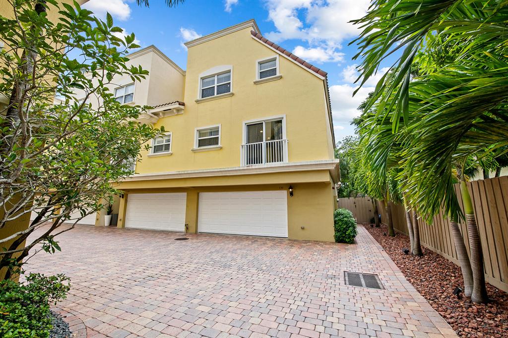 730 SE 12th Court Unit: 6