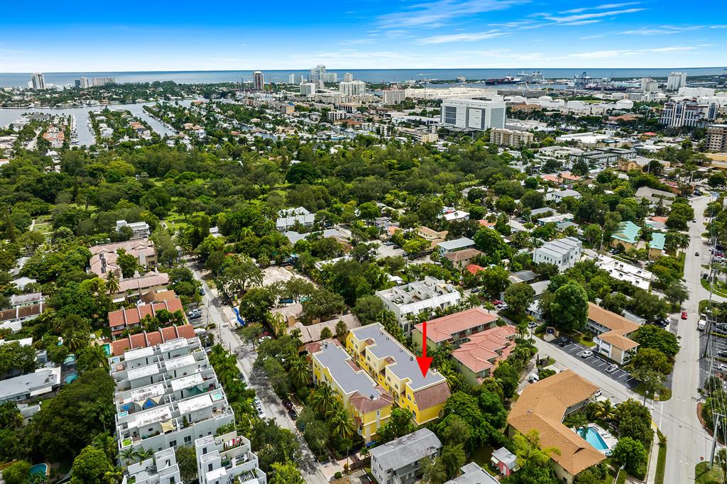730 SE 12th Court Unit: 6