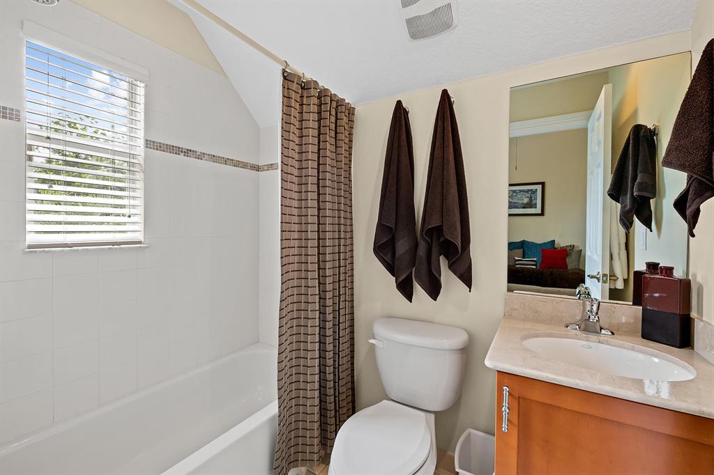 730 SE 12th Court Unit: 6