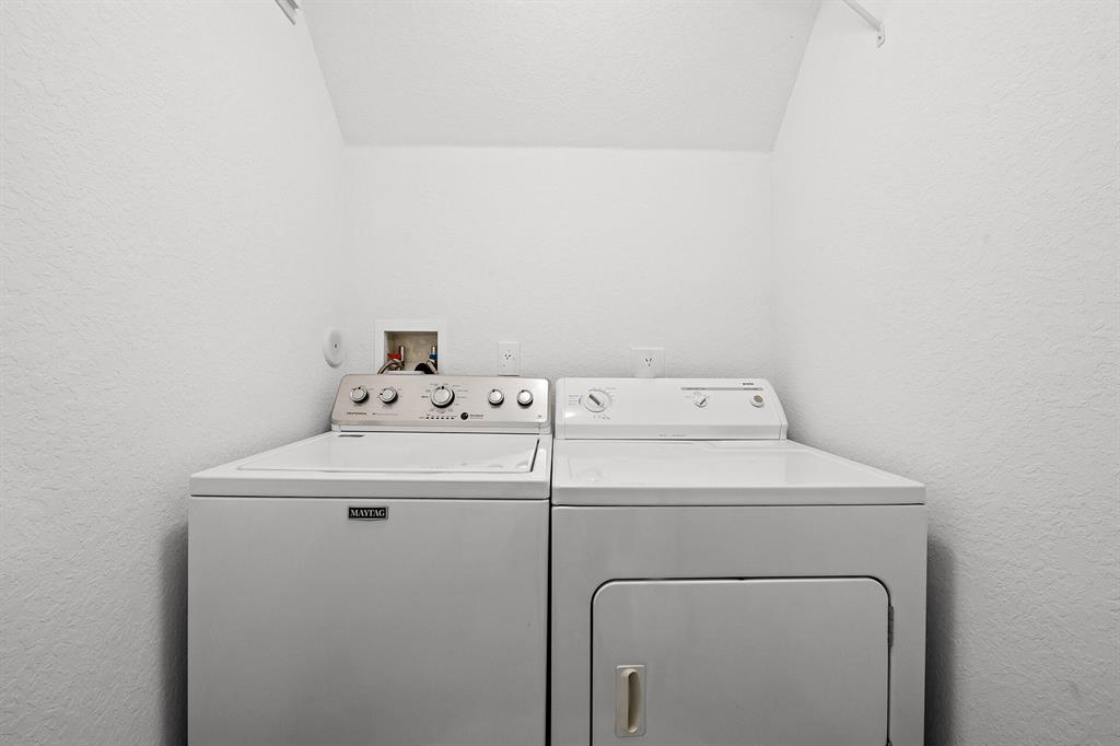 730 SE 12th Court Unit: 6
