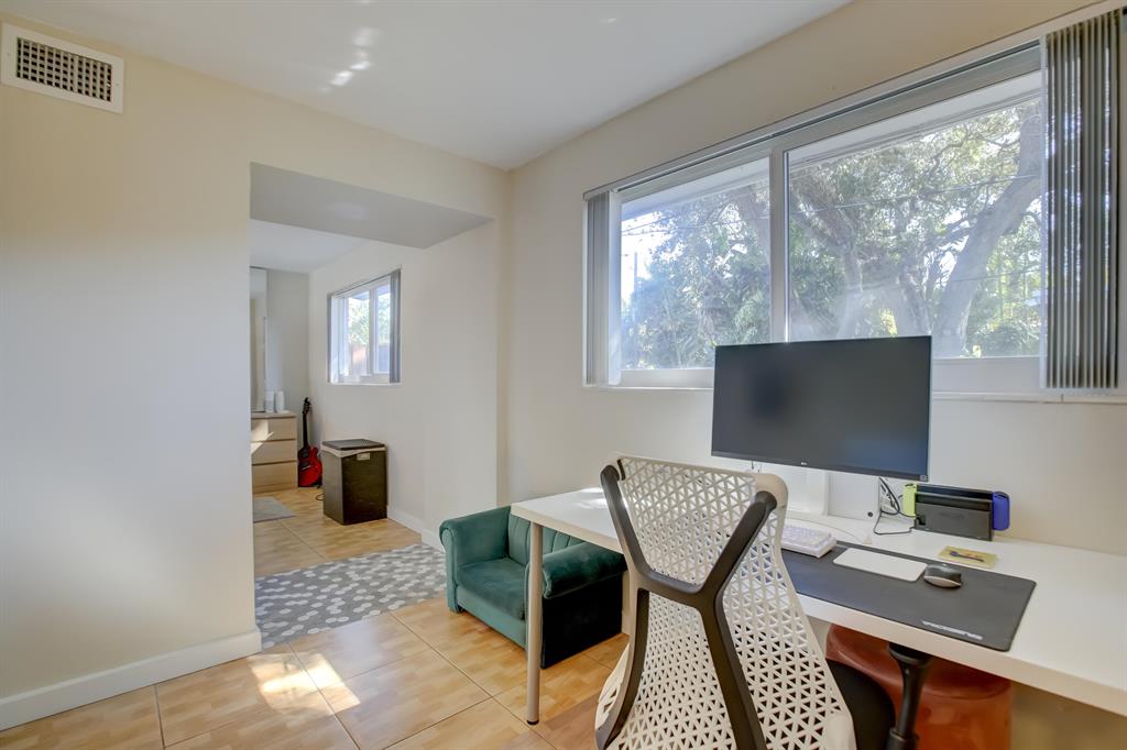 1531 NE 39th Street