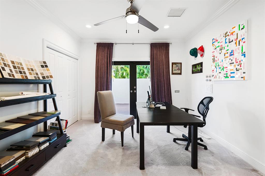 2921 NW 26th Court