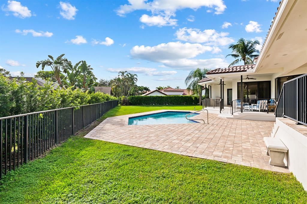 2921 NW 26th Court