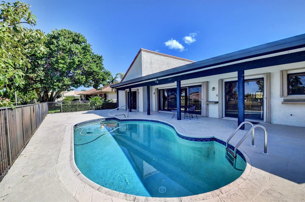 2641 SW 23rd Cranbrook Court