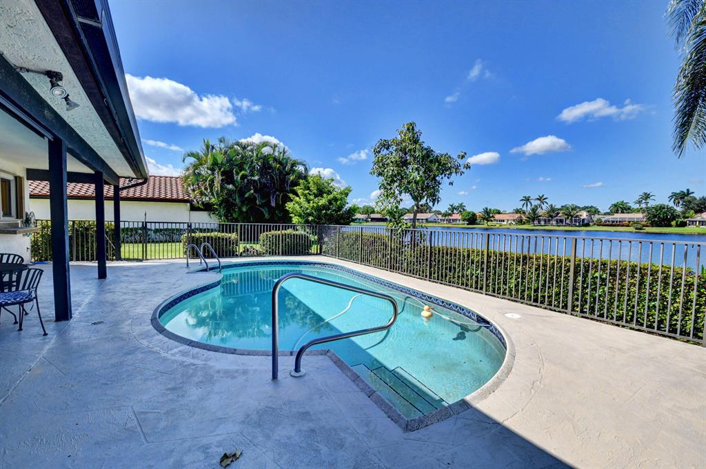 2641 SW 23rd Cranbrook Court
