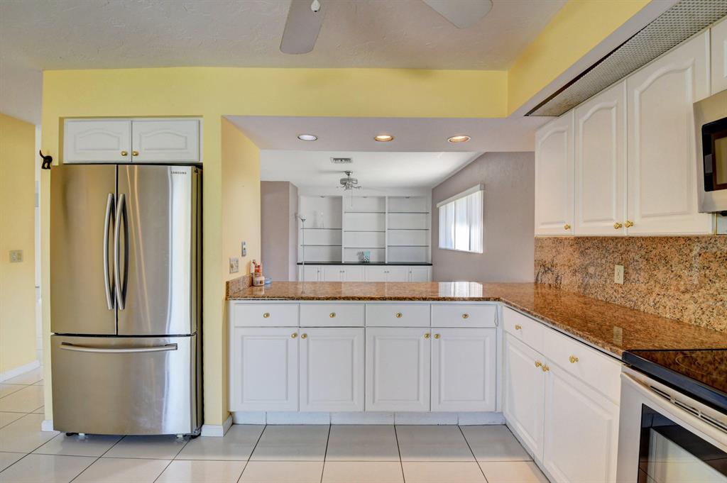2641 SW 23rd Cranbrook Court