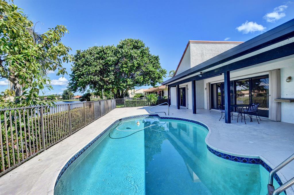 2641 SW 23rd Cranbrook Court