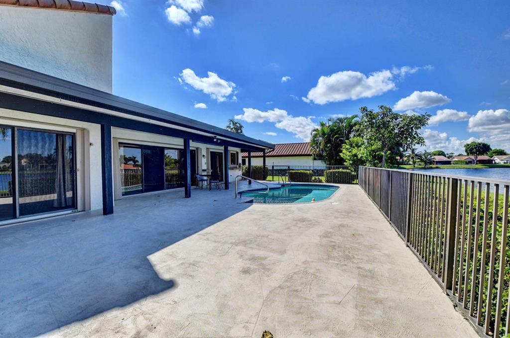 2641 SW 23rd Cranbrook Court
