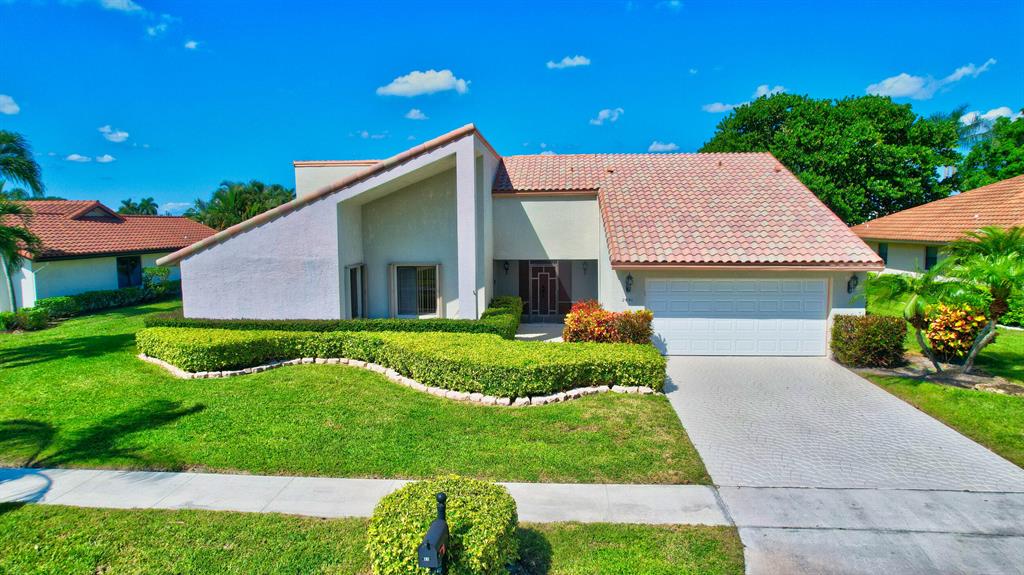 2641 SW 23rd Cranbrook Court