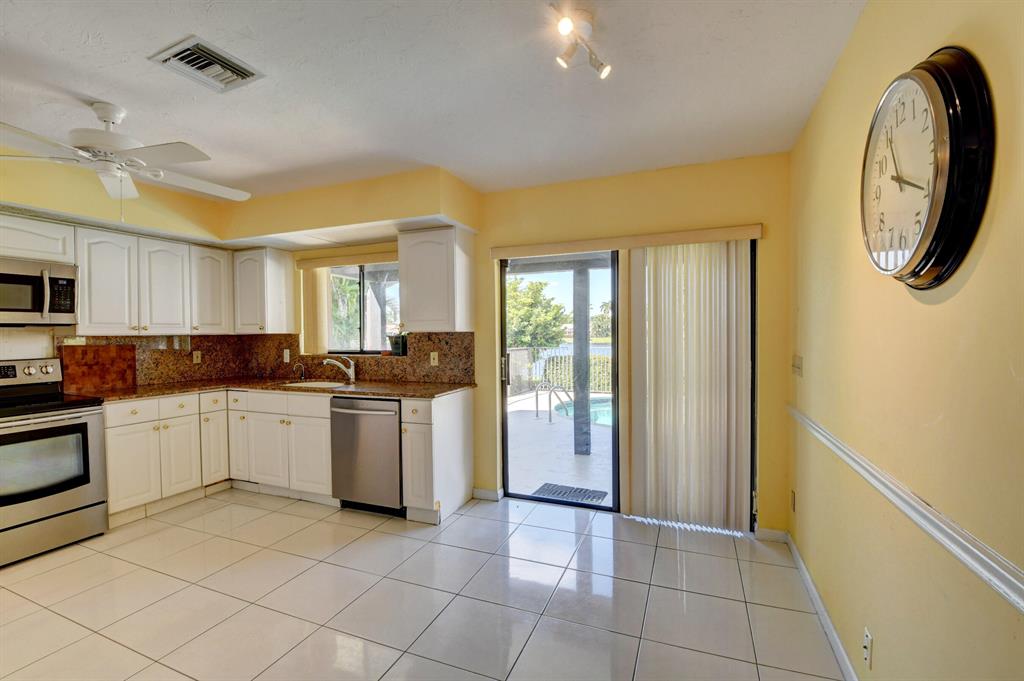 2641 SW 23rd Cranbrook Court