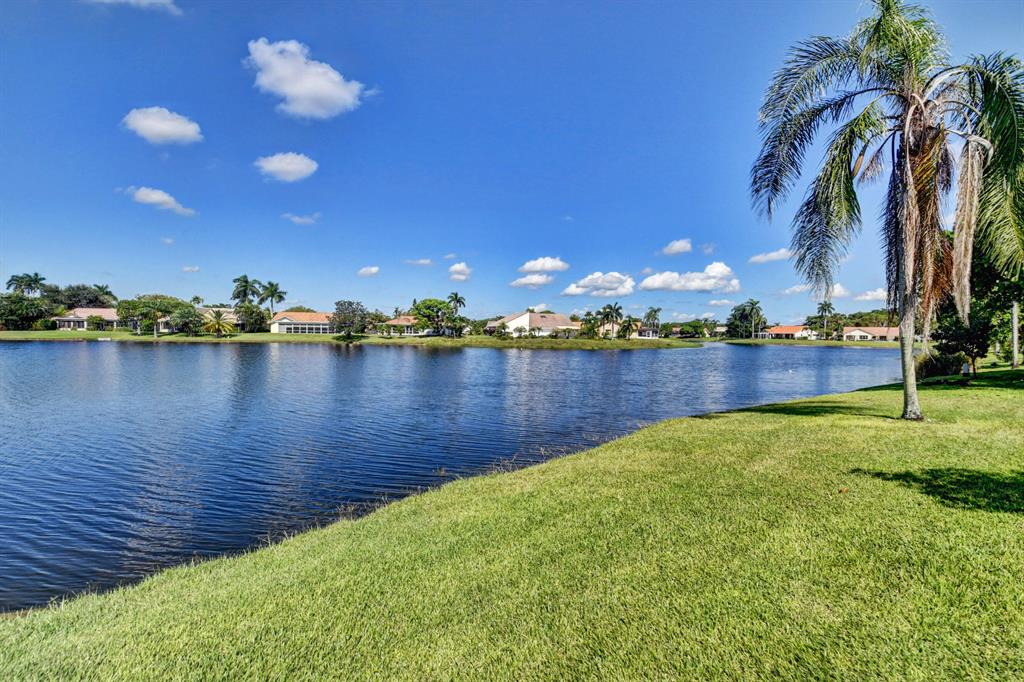 2641 SW 23rd Cranbrook Court