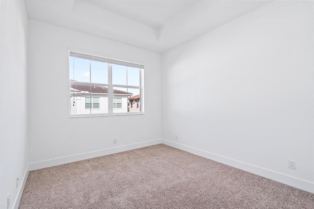 13382 Alton Road