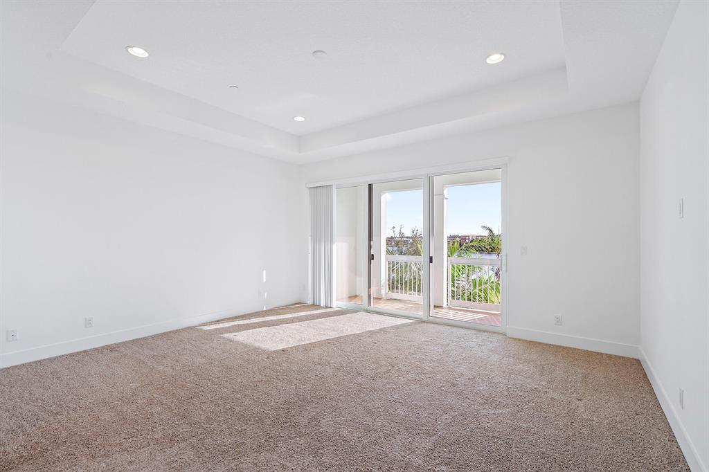 13382 Alton Road