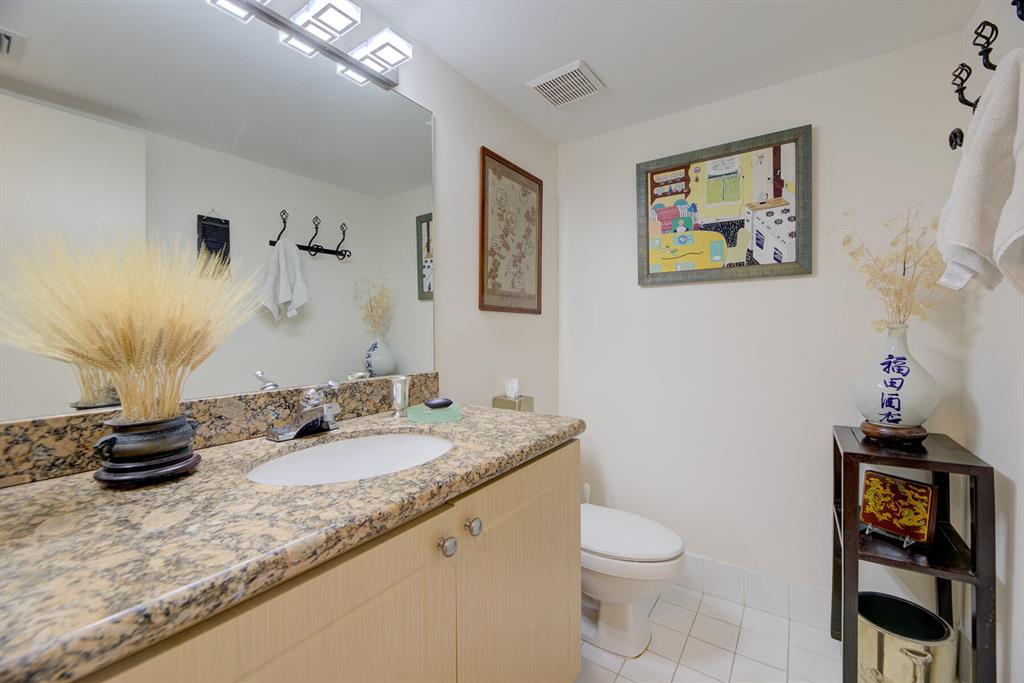 820 Lavers Circle Unit: G507